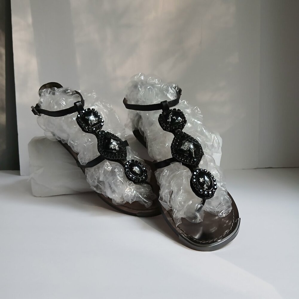 Vince Camuto 'Kacia' Bejewelled Black Leather Flat Gladiator Sandals Sz 8B